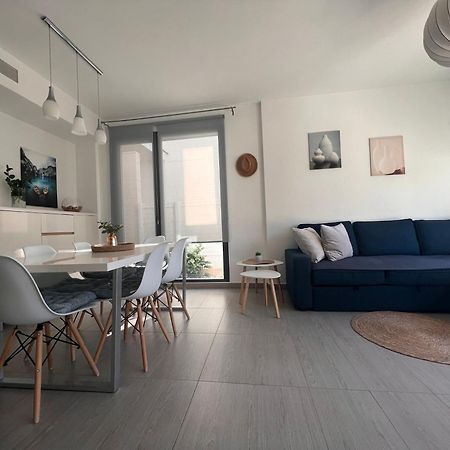 Punta Prima Villa 3 Bedrooms And Solarium Sea View Торевиеха Екстериор снимка