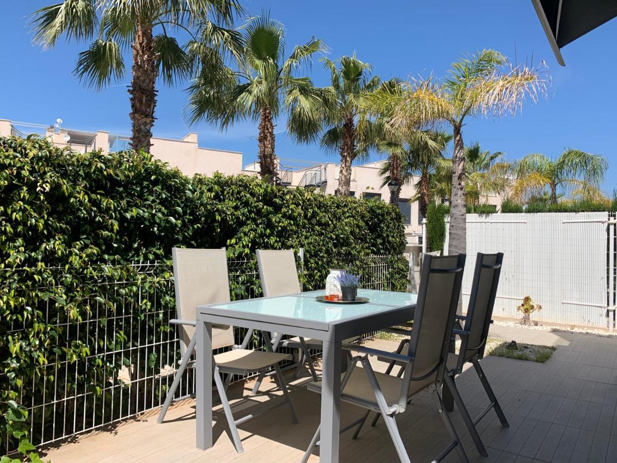 Punta Prima Villa 3 Bedrooms And Solarium Sea View Торевиеха Екстериор снимка