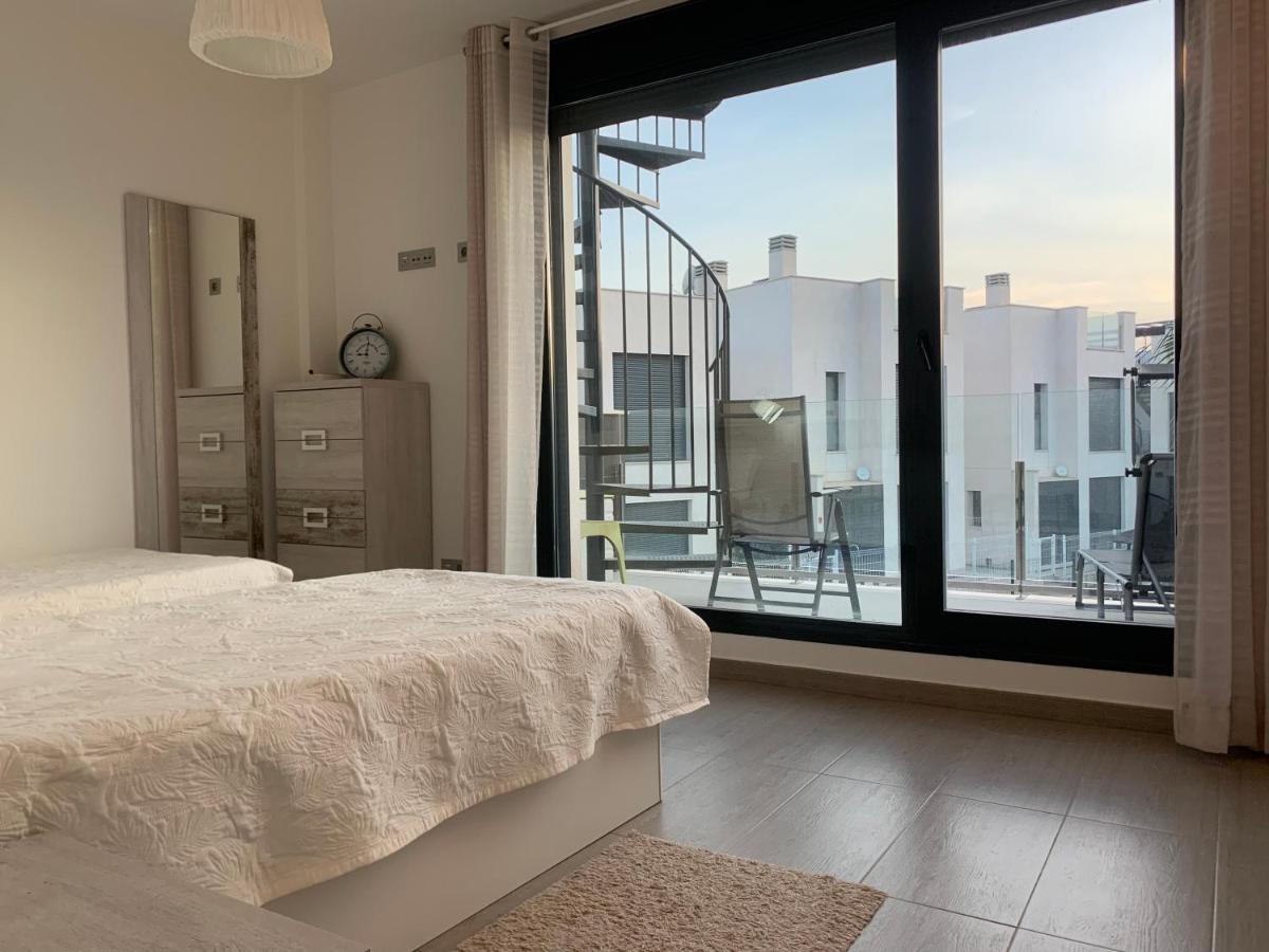 Punta Prima Villa 3 Bedrooms And Solarium Sea View Торевиеха Екстериор снимка